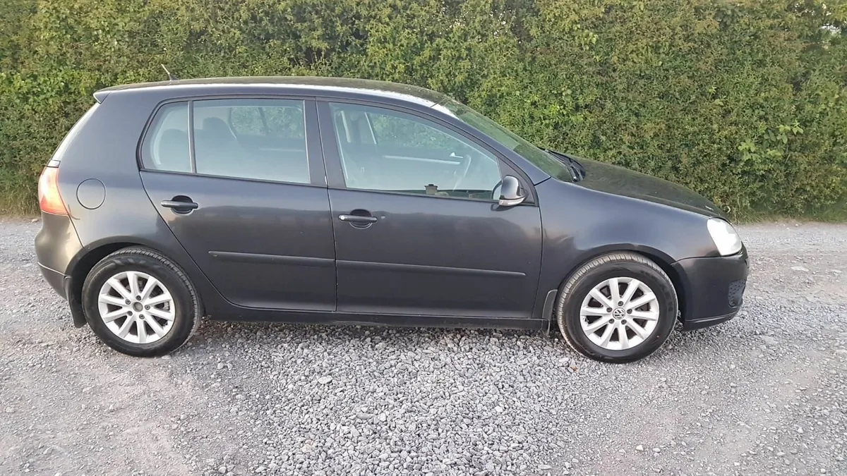 Volkswagen Golf 2008 - Image 1