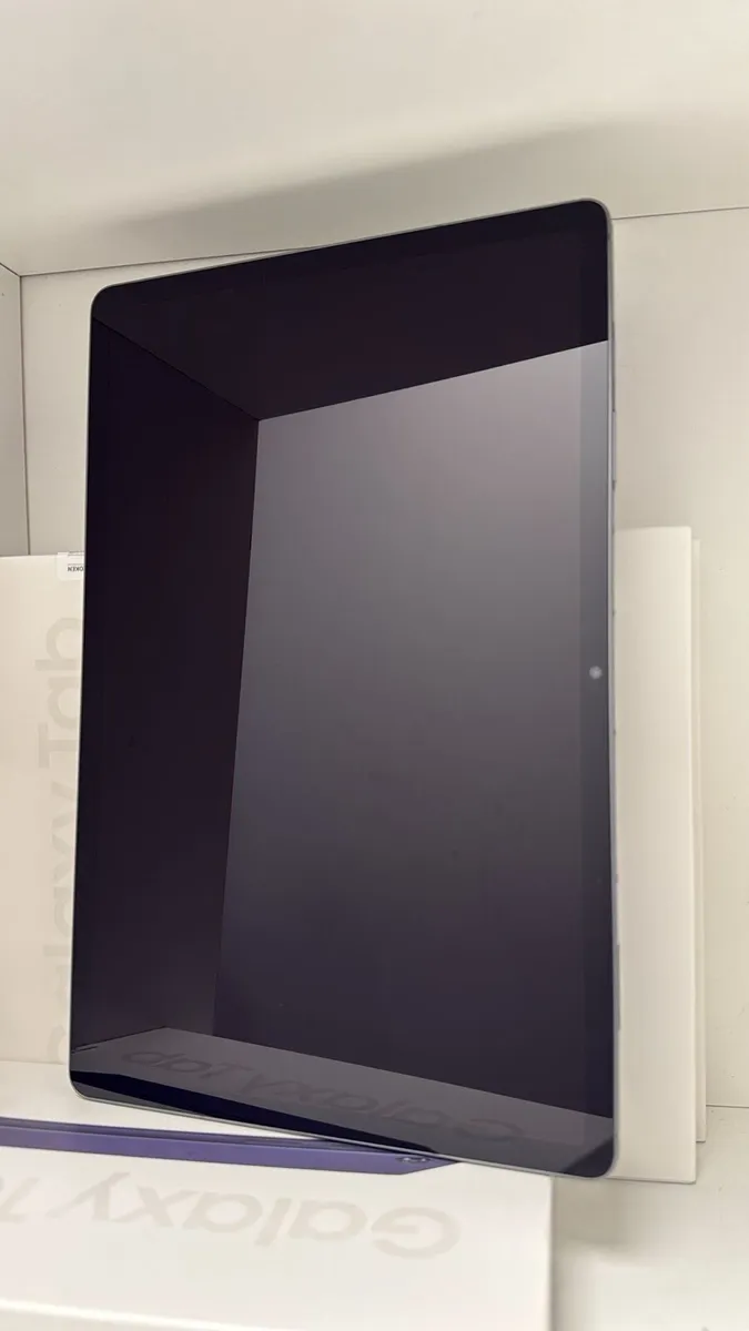 Samsung Tab S9 FE Plus - 5G 128 GB  A Grade - Image 2