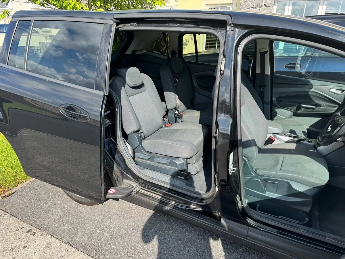 Ford Grand C-Max 7 Seater - Image 4