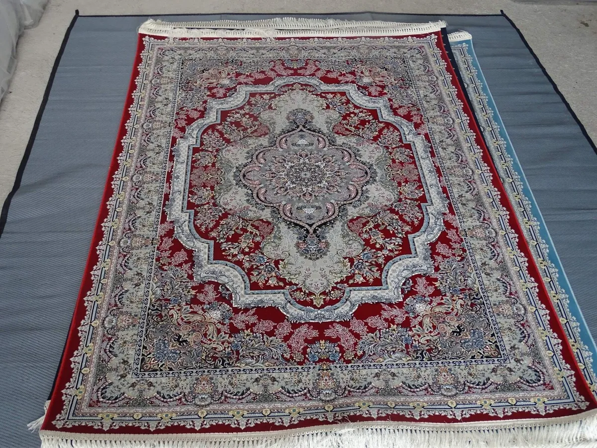Silk rugs made by hand from pure silk - Image 2