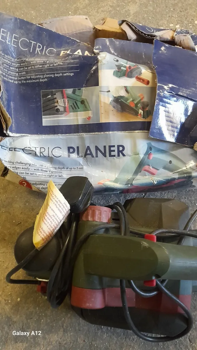 Electric planer - Image 1