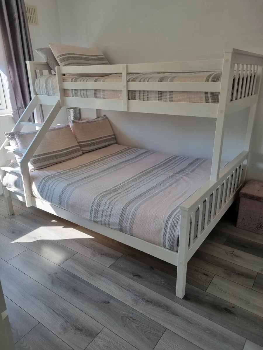 Triple Bunk Bed - Image 1