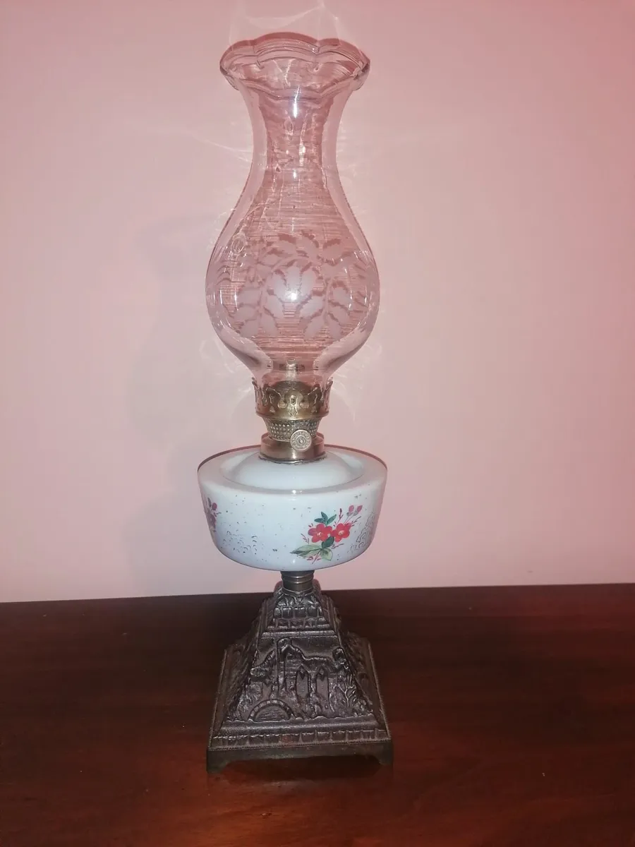 Antique Oil Lamp - Image 1