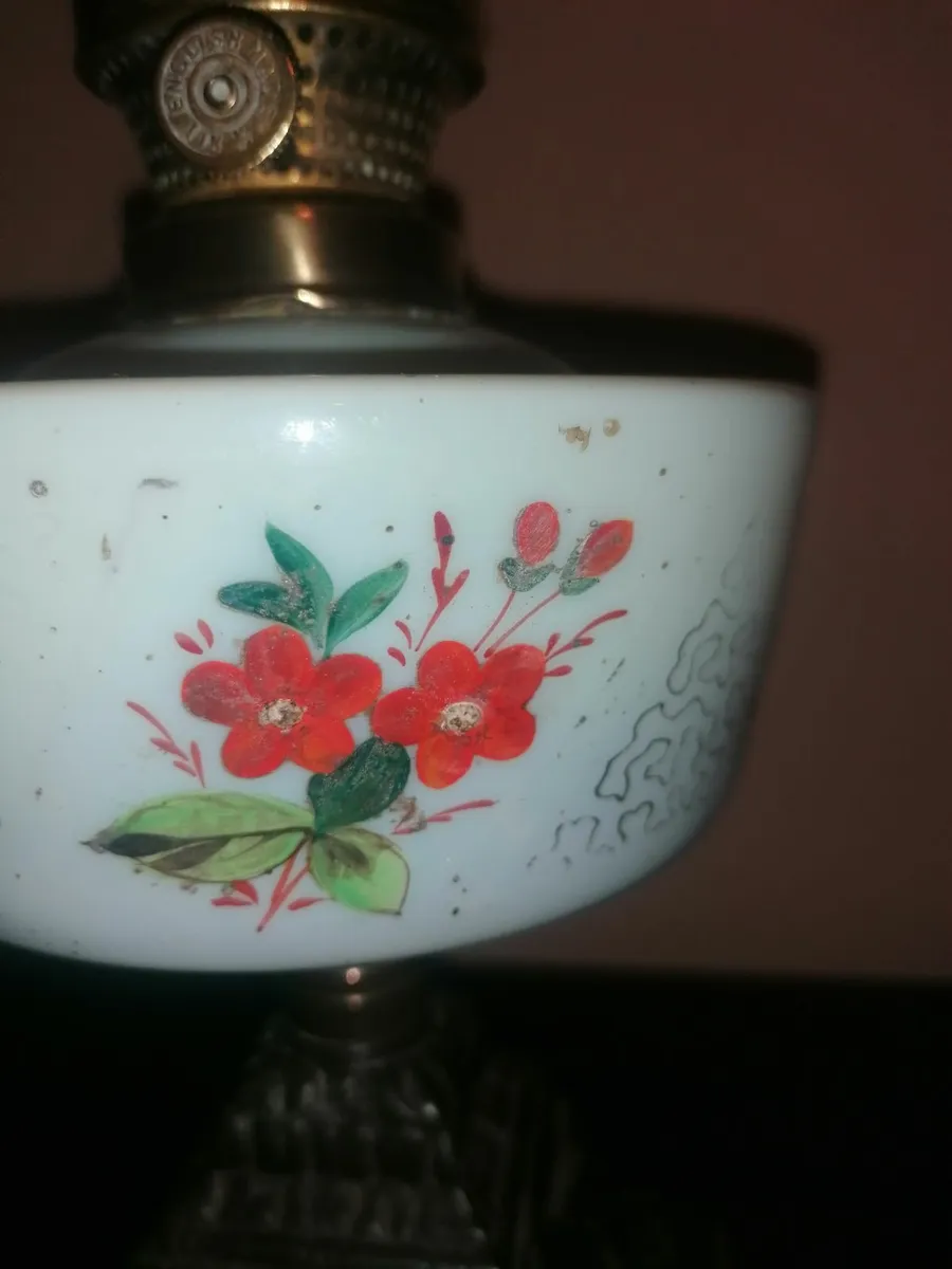 Antique Oil Lamp - Image 2
