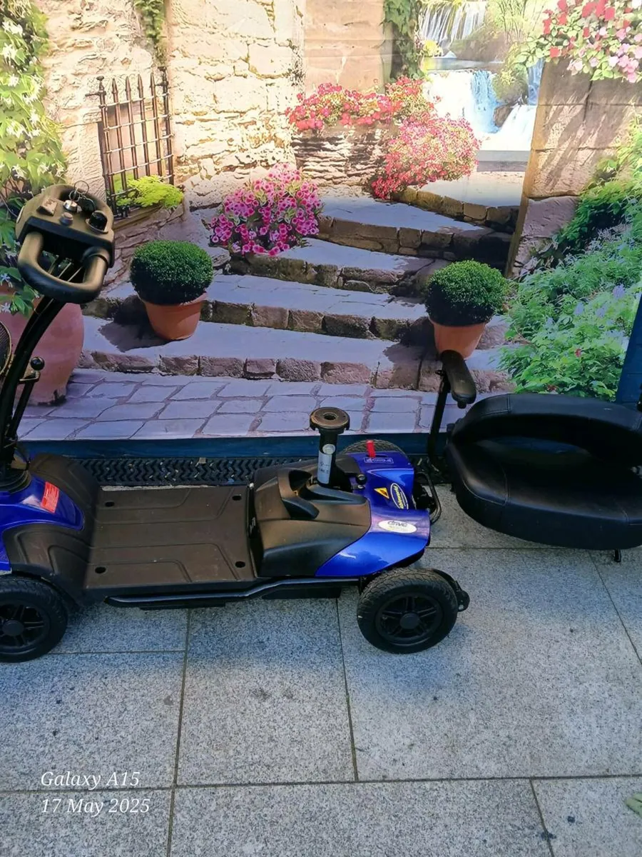 Mobility scooter - Image 2