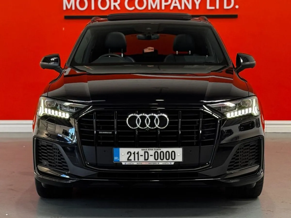 Audi Q7 Tfsi E Quattro S Line Black Edition  72 - Image 3