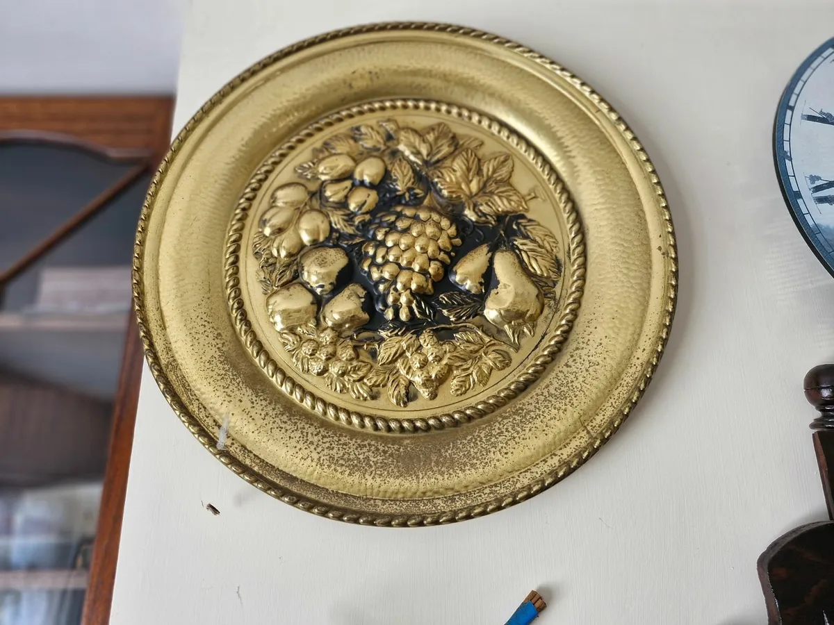 Miscellaneous items - Image 3