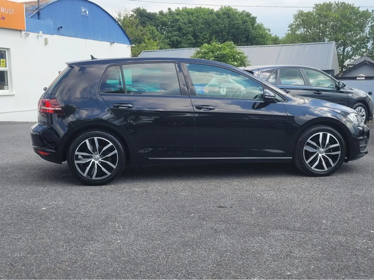 Volkswagen Golf Highline Automatic 1.4 Petrol  20 - Image 4