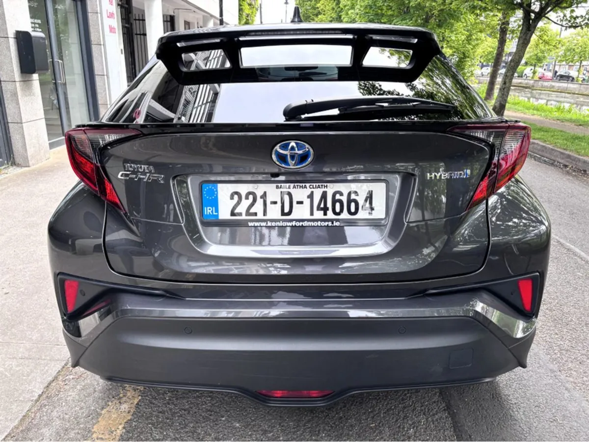 Toyota C-HR 1.8 Hybrid Sportmono 5DR Auto - Image 4