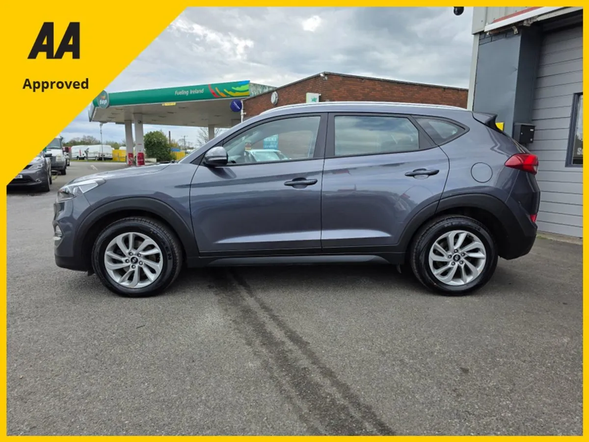 Hyundai Tucson Comfort Plus 5DR - Image 2