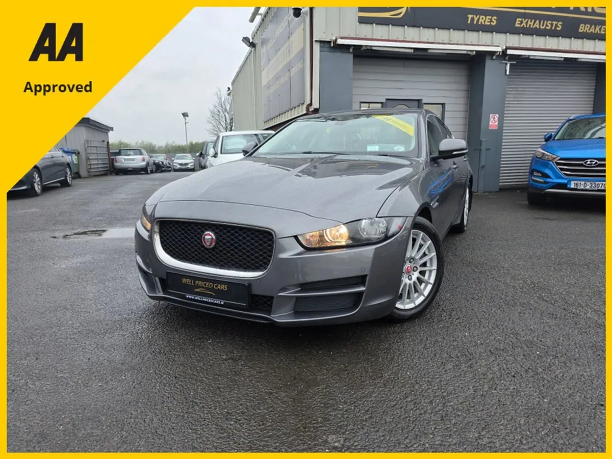 Jaguar XE 2.0 D Prestige 163PS My18 4 - Image 4
