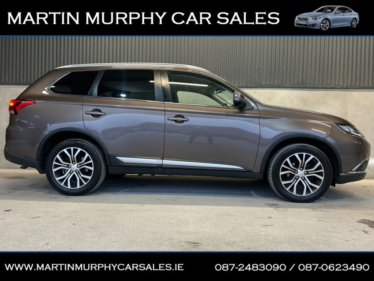 Mitsubishi Outlander 2.3 DID 4WD 7 Seats - Image 2