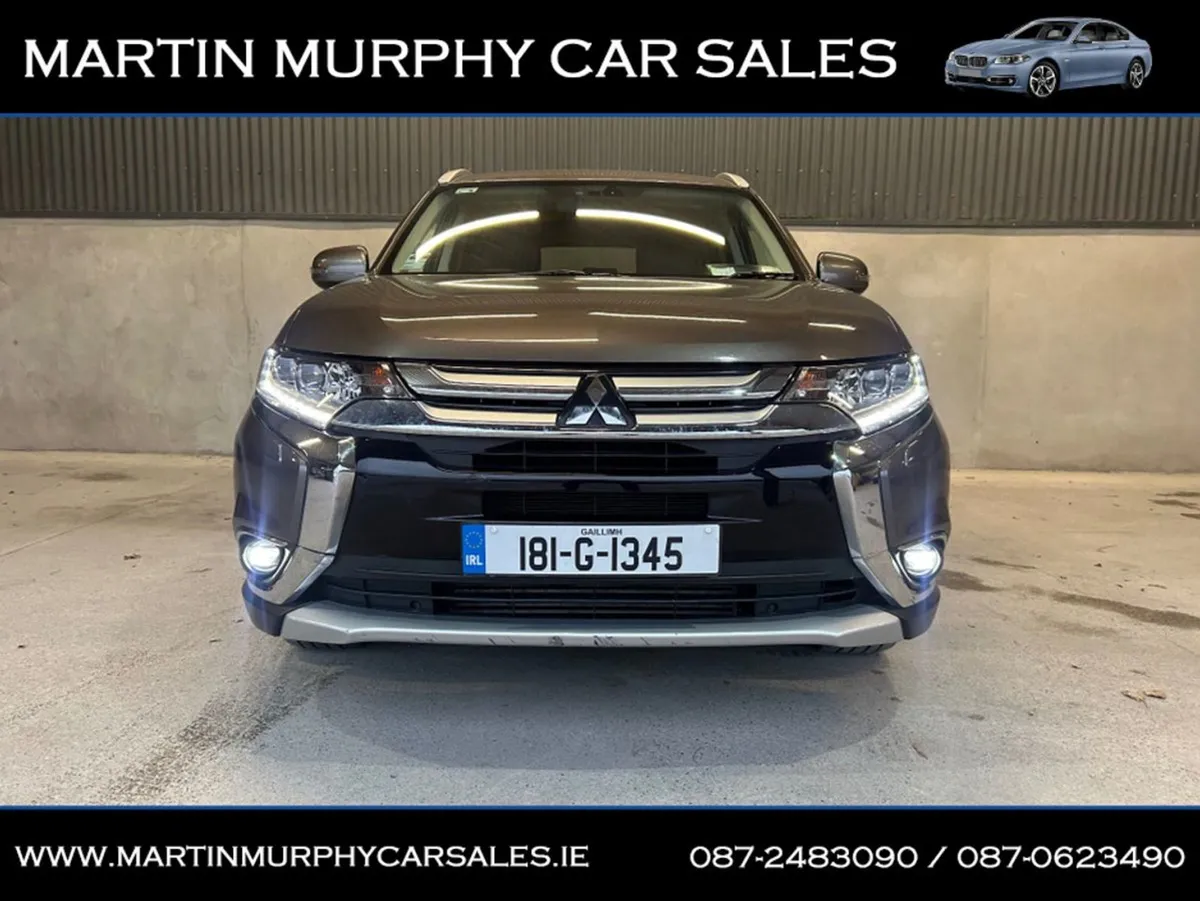 Mitsubishi Outlander 2.3 DID 4WD 7 Seats - Image 4