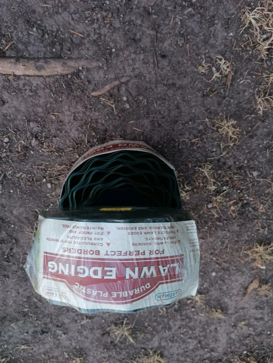 2 roll's of garden edging - Image 4