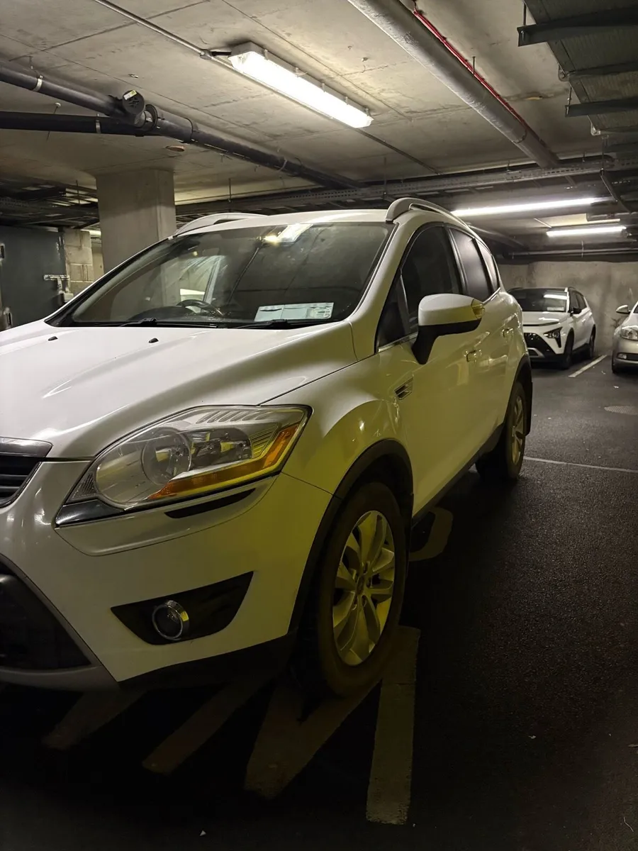 Car - Image 2