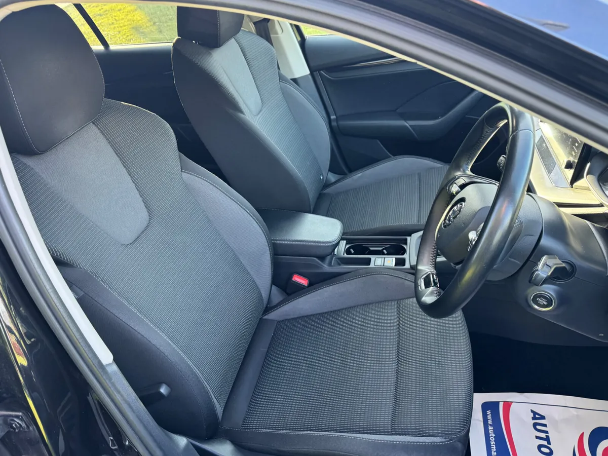 Stunning 2021 Skoda Octavia 2.0 TDi - Image 3