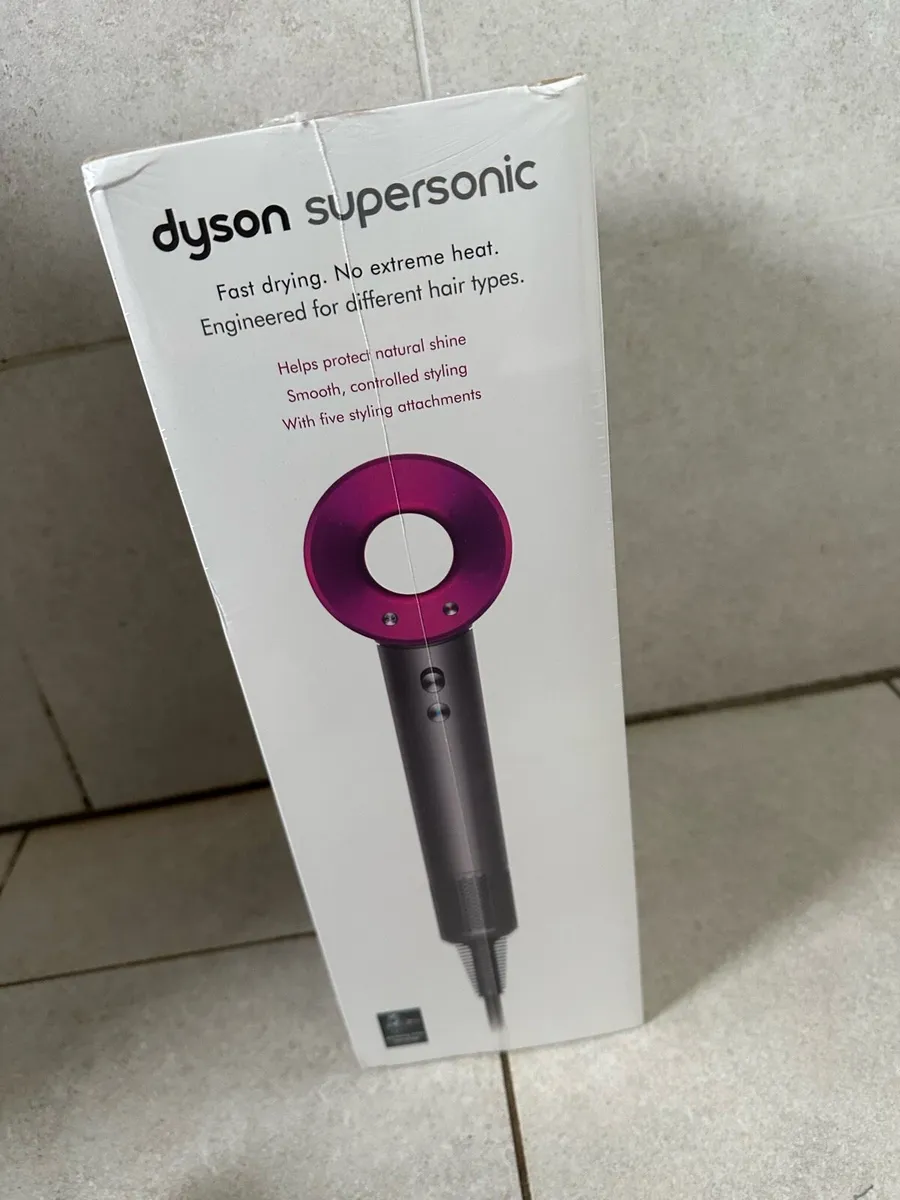 Dyson supersonic hairdryer - Image 4