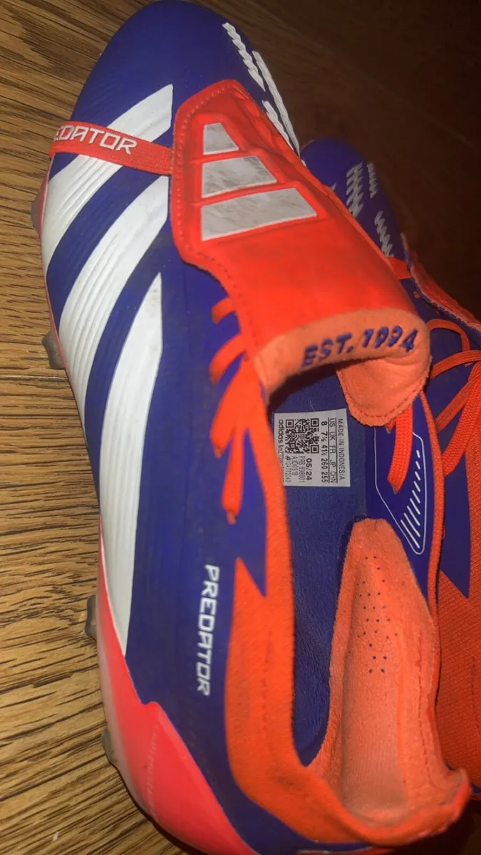 Football boots - Image 3