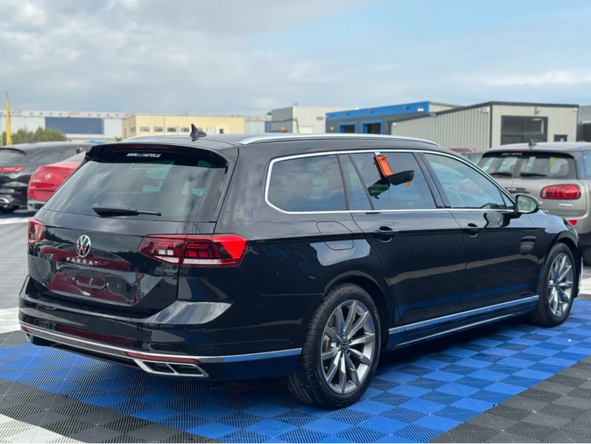 Volkswagen Passat R-LINE - 2.0L DIESEL - AUTO - 12 - Image 2