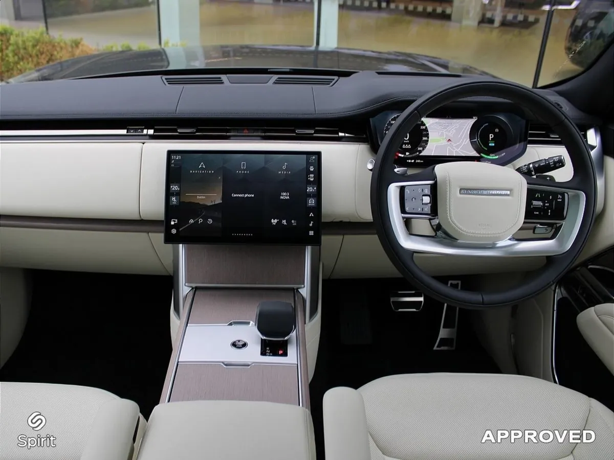 Land Rover Range Rover 3.0 Phev 460PS SE - Image 4