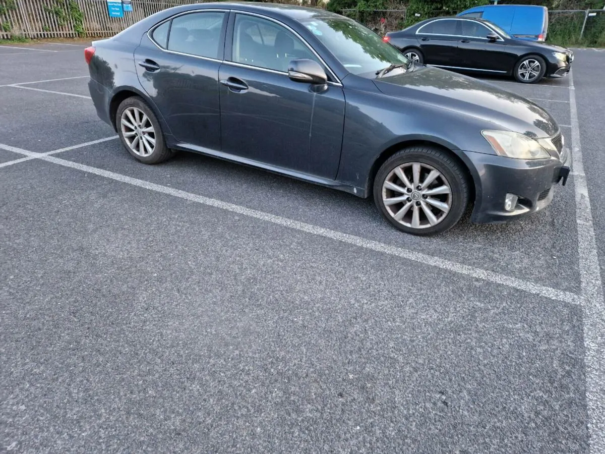 Lexus 220 d nct 02/2026 - Image 2
