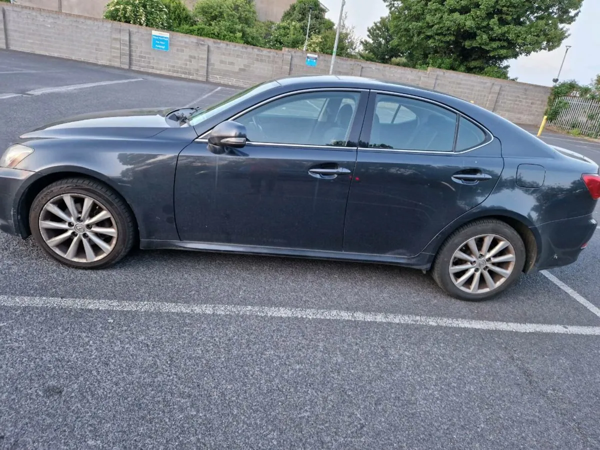 Lexus 220 d nct 02/2026 - Image 3