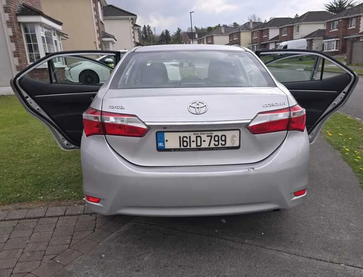 2016 Toyota Corolla - Image 4