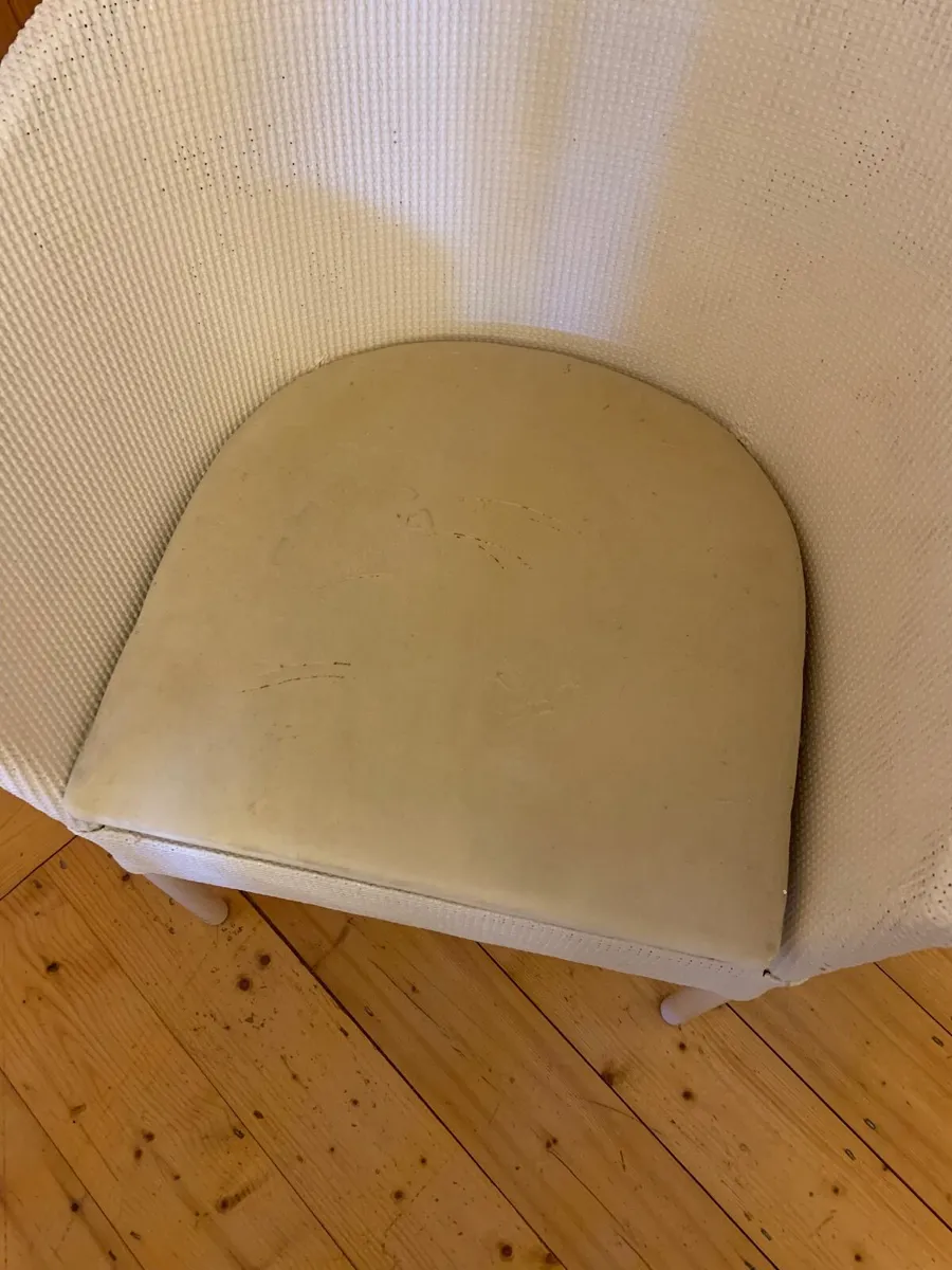 Chair - Image 4