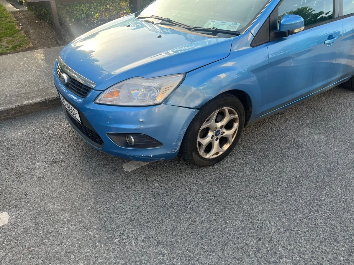Ford Focus 2011 - Image 4