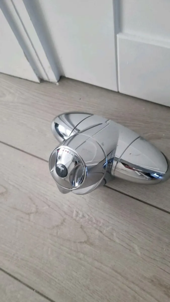 Chrome Thermostatic Shower Valve - Image 2