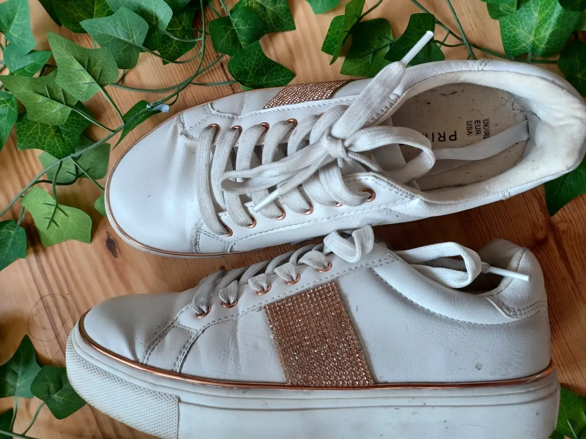 Shoes - Image 3