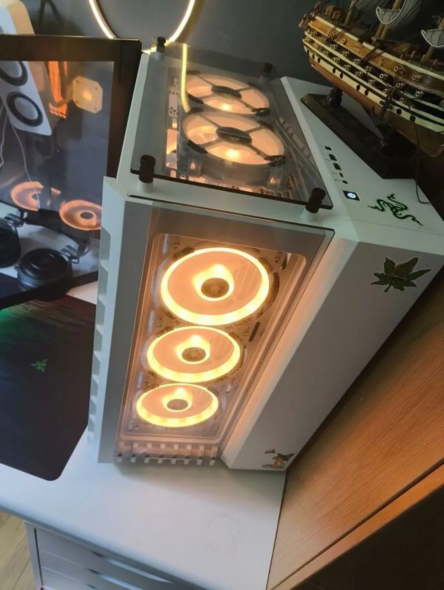 Gamin PC - Image 1