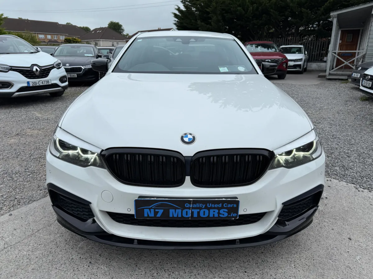 2020 BMW 5 Series  2.0 E G30 M SPORT AUTO - Image 3