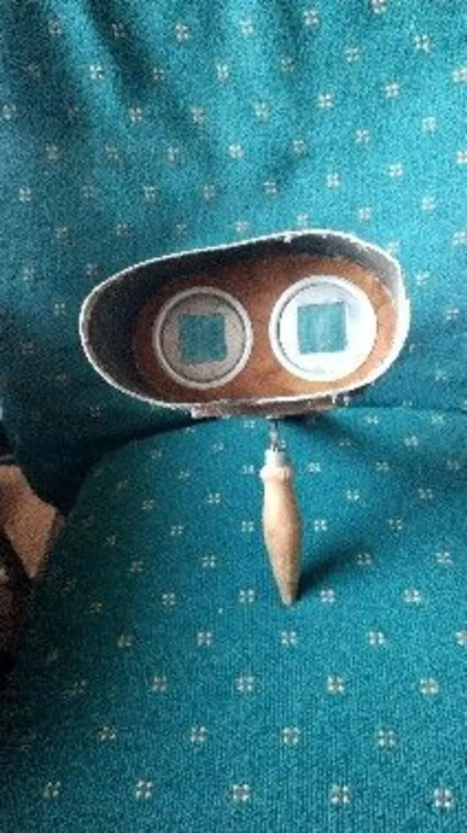 Antique Victorian Sterioviewfinder - Image 2