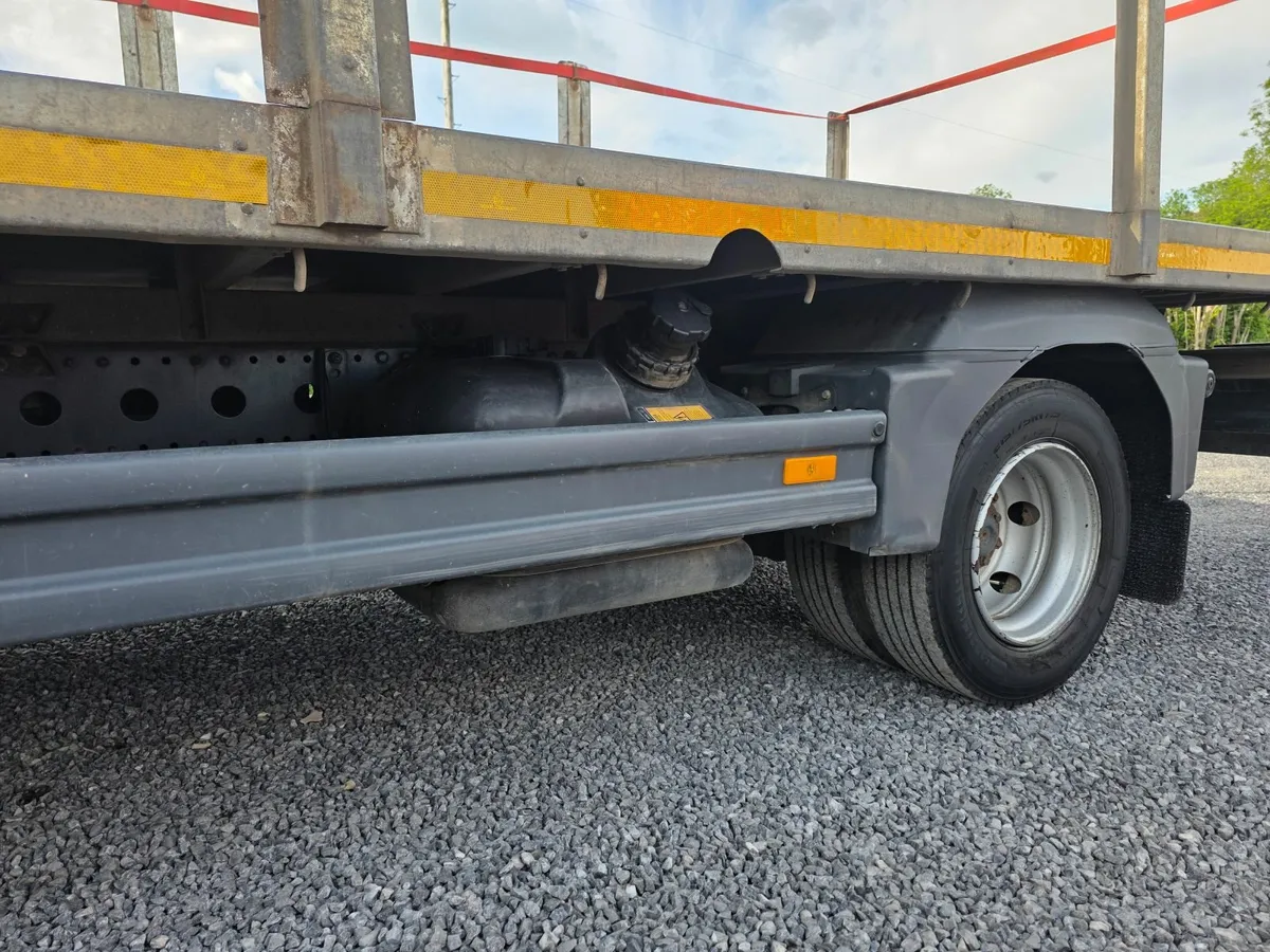 2021 Mercedes Atego Flatbed - Image 4