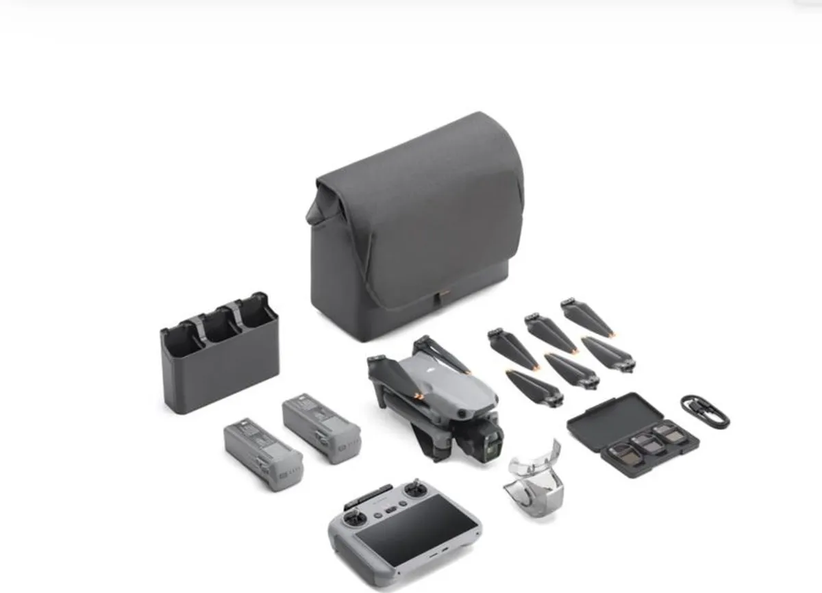 Dji Air 3s Fly More Combo - Image 1