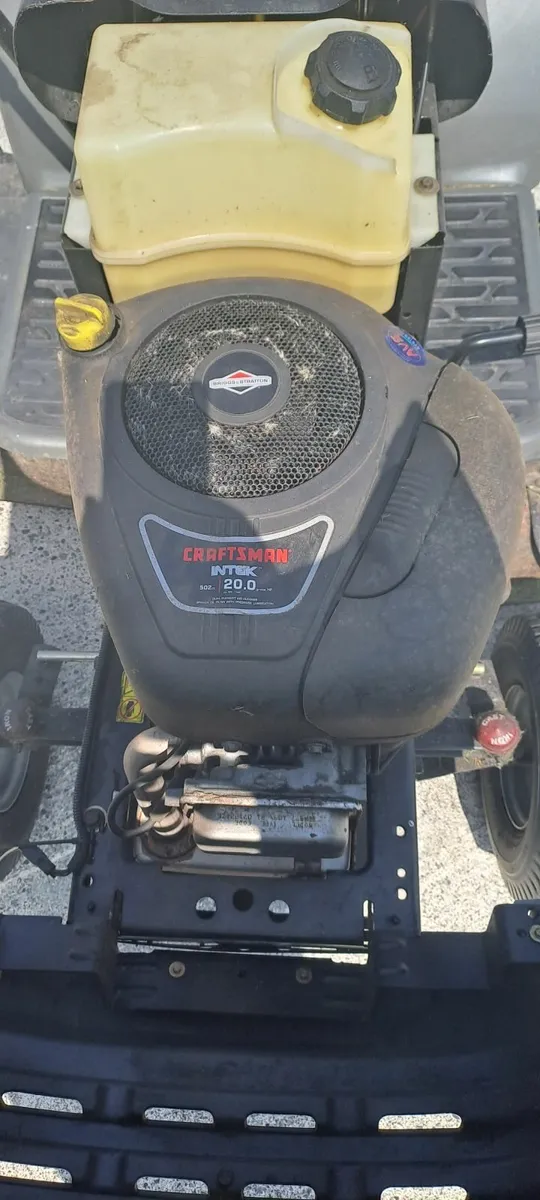 Ride on mower - Image 1