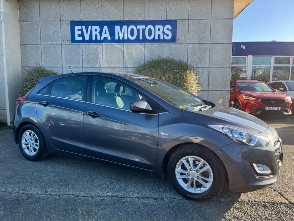 Hyundai i30 SE 1.6 Diesel - Image 3