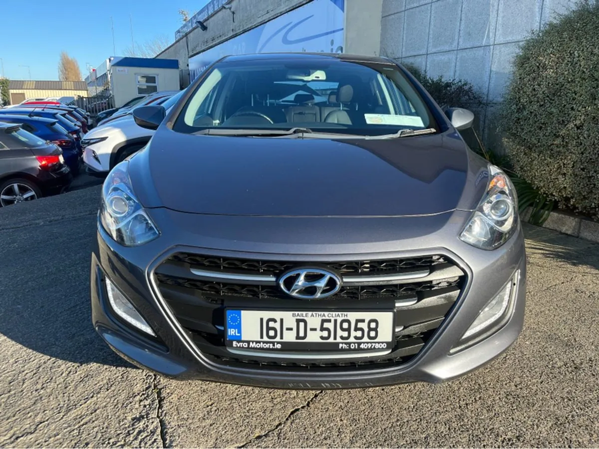 Hyundai i30 SE 1.6 Diesel - Image 4