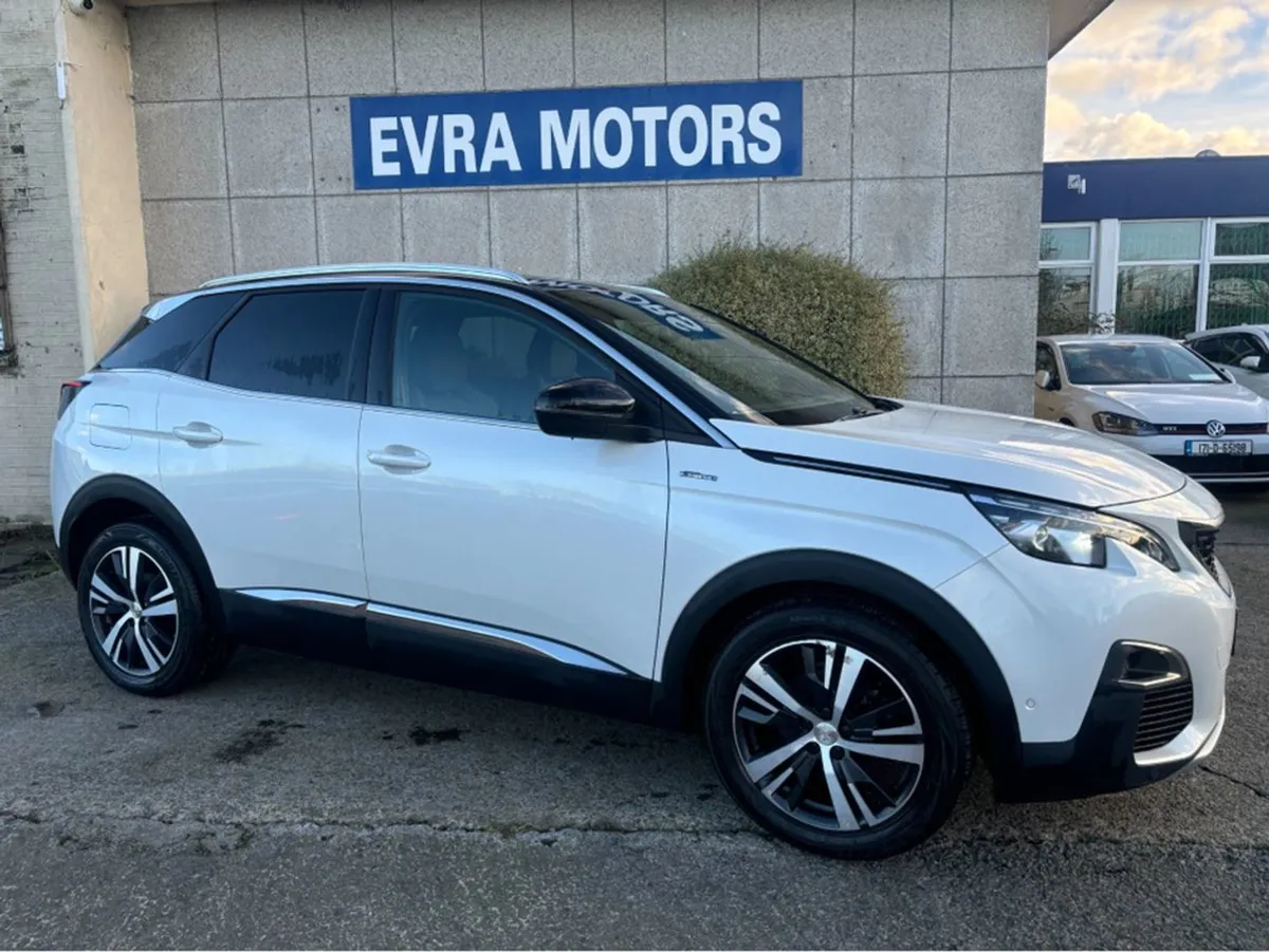 Peugeot 3008 GT Line 1.2 Petrol //high Spec//pano - Image 2