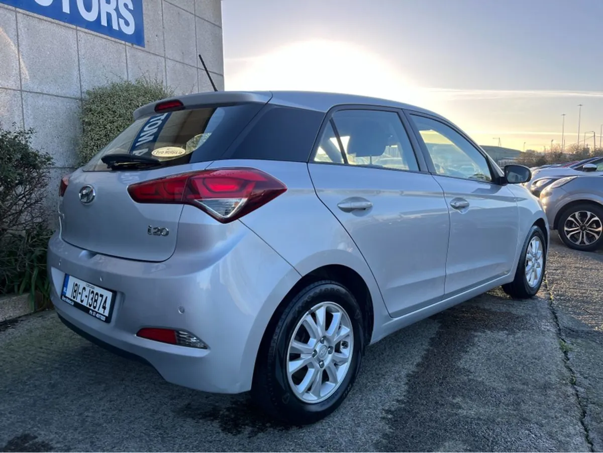 Hyundai i20 SE Delux 1.2 Petrol //spring Sale  1 - Image 4
