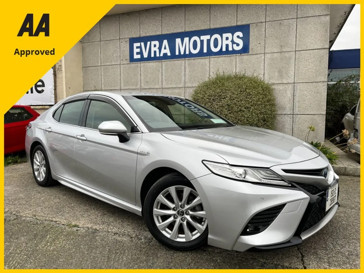 Toyota Camry Automatic Hybrid 2.5 Petrol //low Mi - Image 2