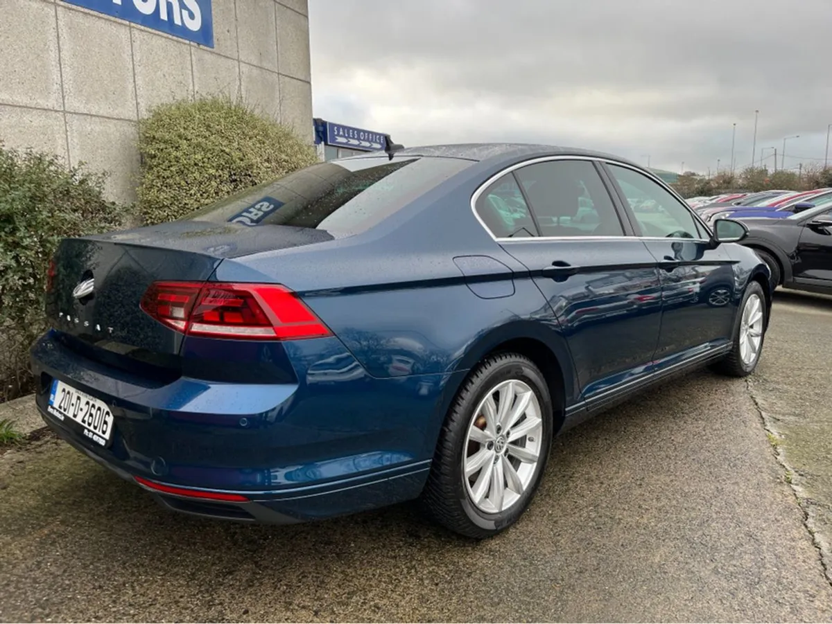 Volkswagen Passat Business 1.5 Petrol - Image 4