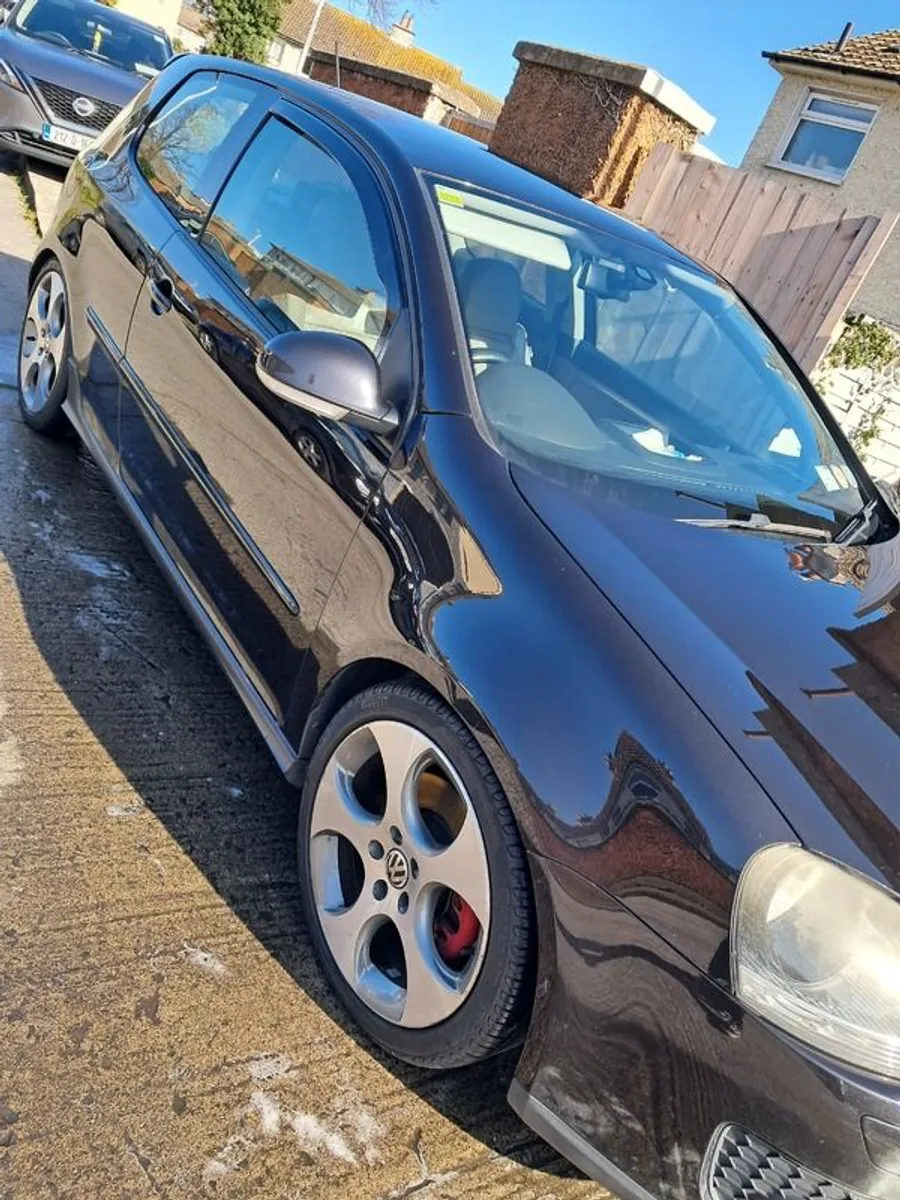 2008 Volkswagen Golf - Image 3