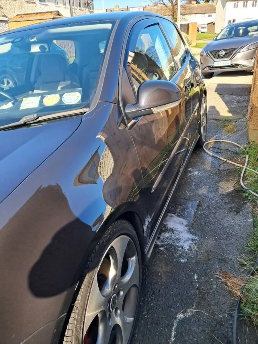 2008 Volkswagen Golf - Image 4