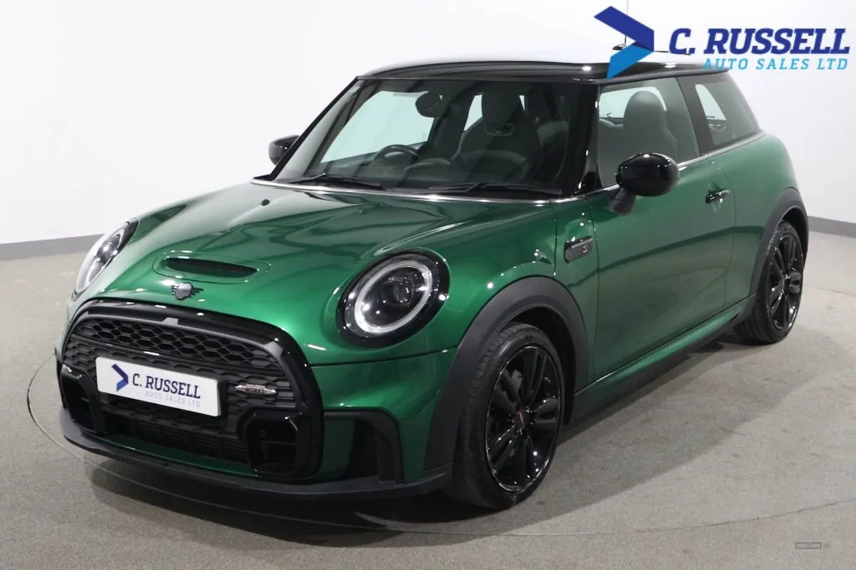 MINI HATCH 2.0 Litre Petrol - Image 1
