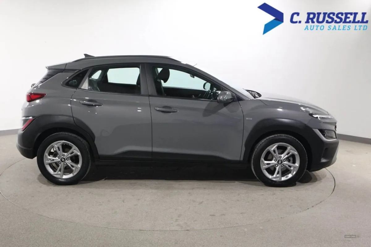 Hyundai Kona Hatchback - Image 4