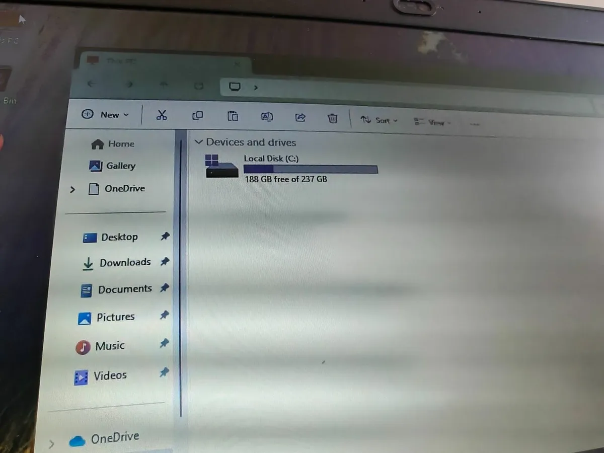 Dell Latitude E5490  | i5 | 16GB | 256GB | 14" | - Image 4