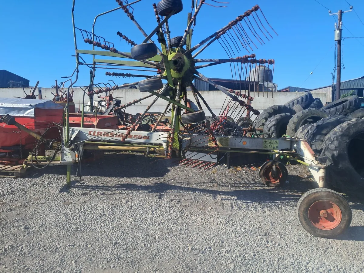 Claas Liner 680 Rake - Image 1