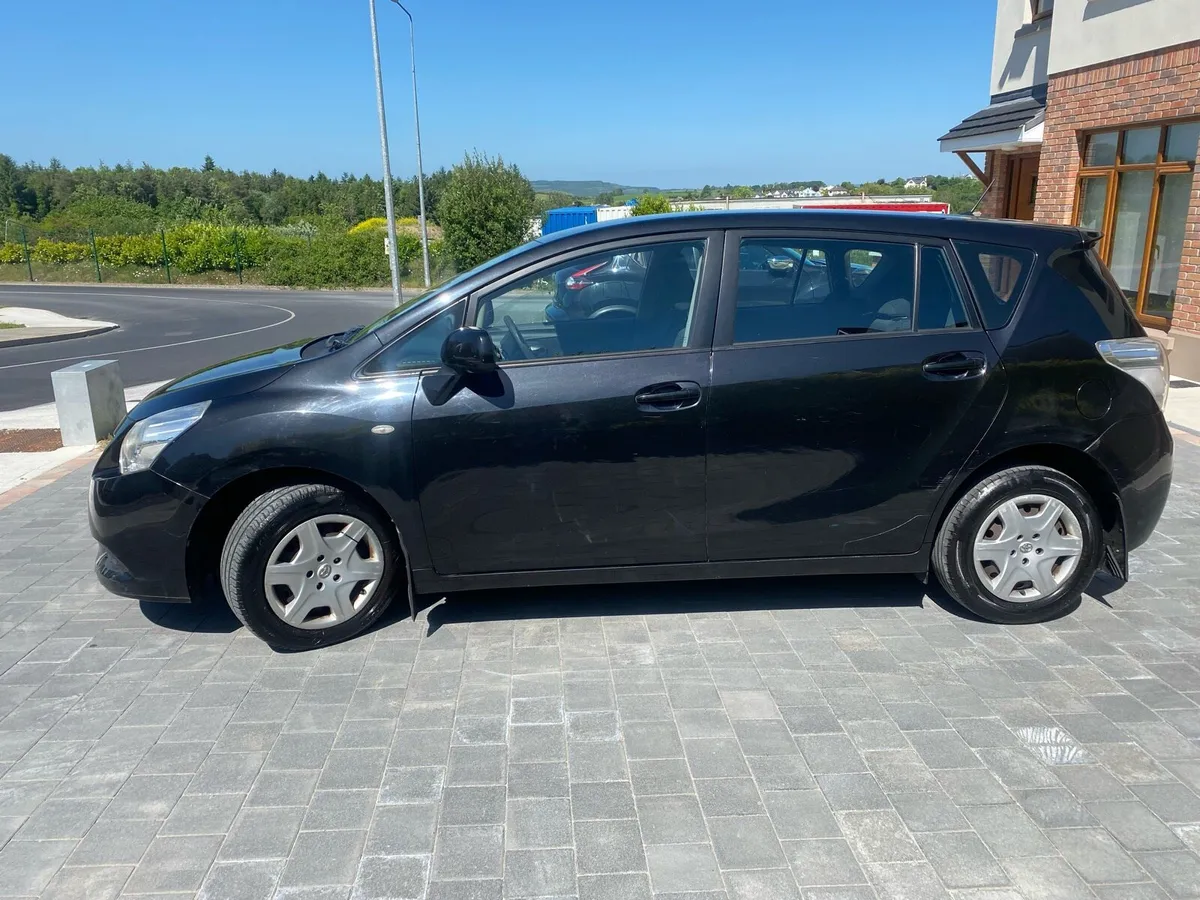 ‘09 Verso, D4D,  7 seater, nct 1/26 - Image 2